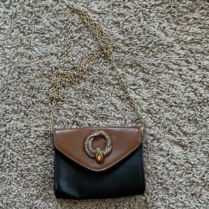Deena & Ozzy Brown and Black Snake-Accent Chain Crossbody